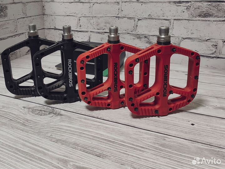 Педали на промах для велосипеда