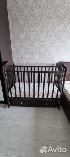 Кроватка детская