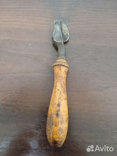 Старинный нож для консервных банок 20 век