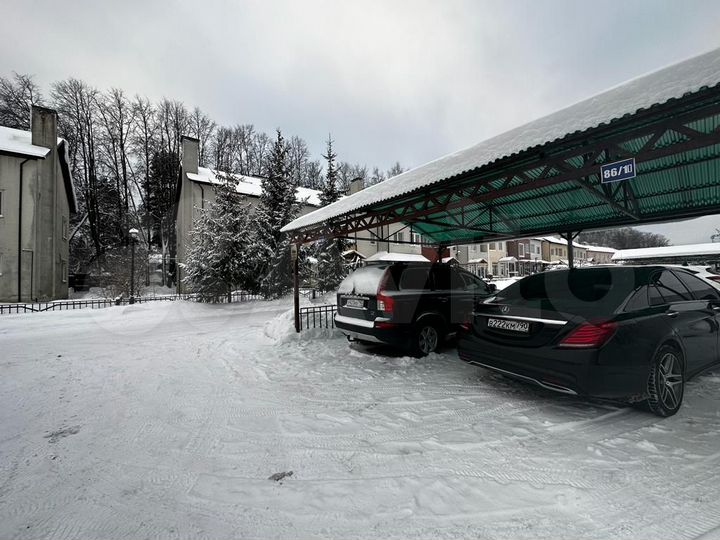 Таунхаус 197 м² на участке 3 сот.