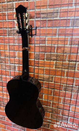 Гитара классическая + аксессуар