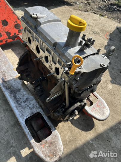 Двигатель K7J710 Рено Логан
