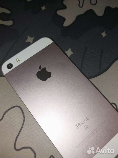 iPhone SE 32GB