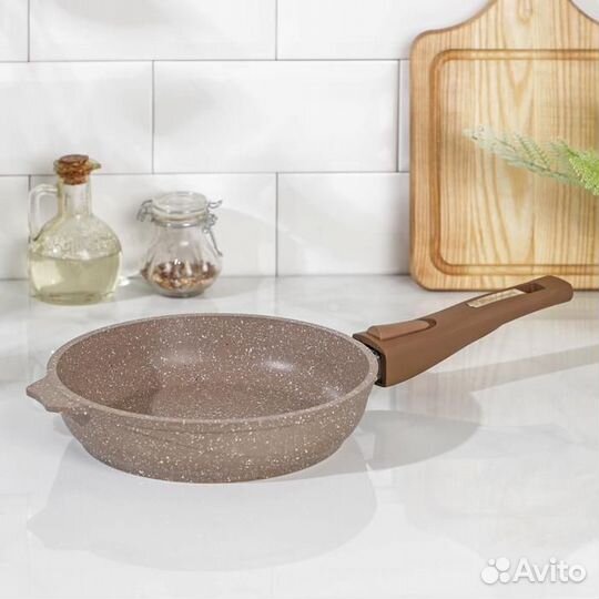 Сковорода 'Гранит Brown', d20 см, антипригарное по