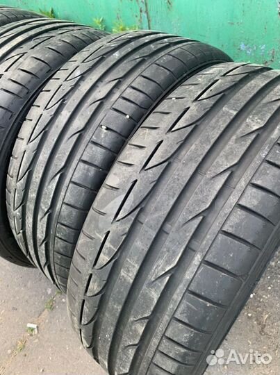 Bridgestone Potenza S001 225/45 R18 и 255/40 R18 91Y
