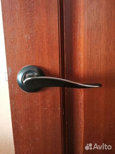 Дверные ручки