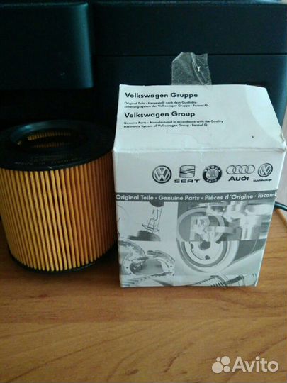 Фильтр масляный 03C115577A