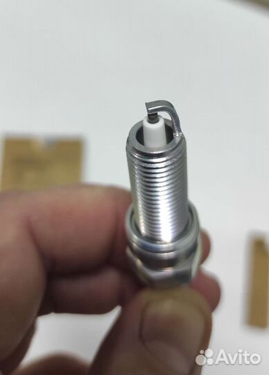 Свечи зажигания оригинал Kia/Hyundai 18855 10060