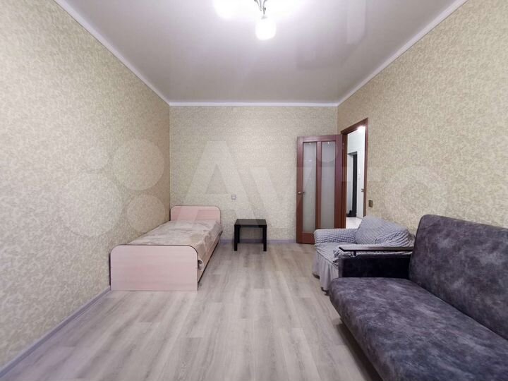 2-к. квартира, 65 м², 1/9 эт.