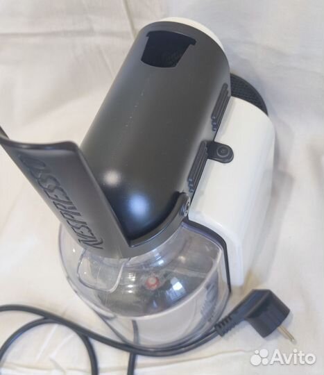 Nespresso Капсульная кофемашина DeLonghi EN97.W