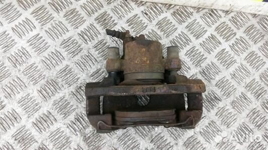 Суппорт тормозной передний левый mazda 3 1 (1BN30K