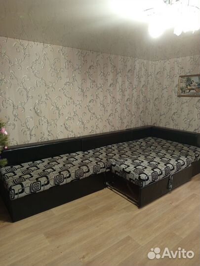 Большой угловой диван раскладной бу