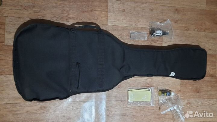 Бас гитара ibanez sr 300 eb