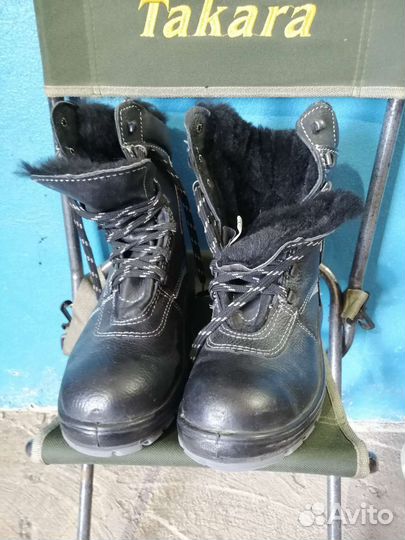 Ботинки зимние новые