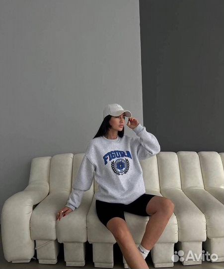Свитшот женский оверсайз теплые