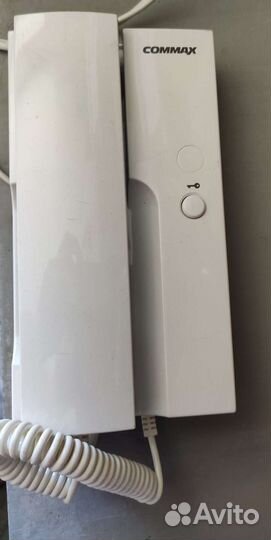 Домофон с трубкой Commax