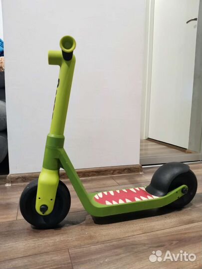 Самокат Razor