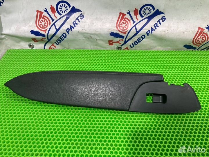 Подлокотник двери передний правый Acura Mdx YD2