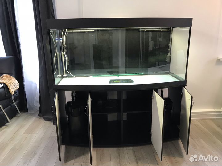 Аквариум для рыбок