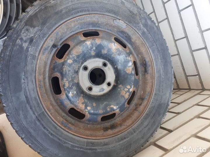 Dunlop DSV-01 195/65 R15 95T