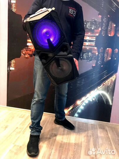 Колонка Бумбокс BT Speaker 06 с микрофоном