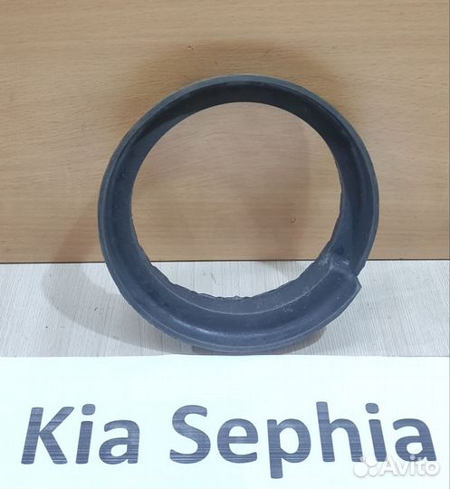 Демпфер пружины подвески новый Kia Sephia, 2000г