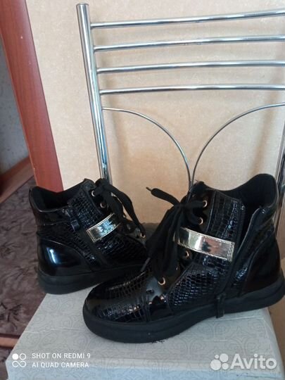 Ботинки демисезонные для девочки 34