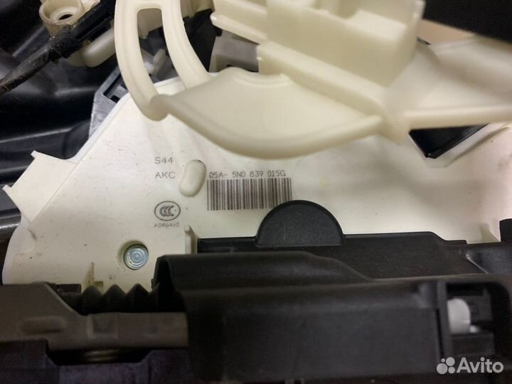 Стеклоподъемник задний левый VW Tiguan 08-18