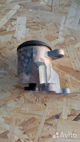 Опора двигателя Nissan Teana