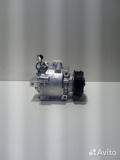 Компрессор кондиционера Mitsubishi asx 1 6