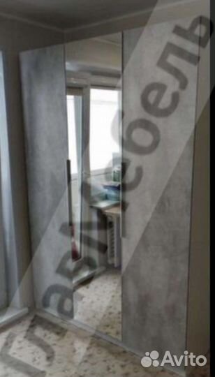 Шкаф распашной