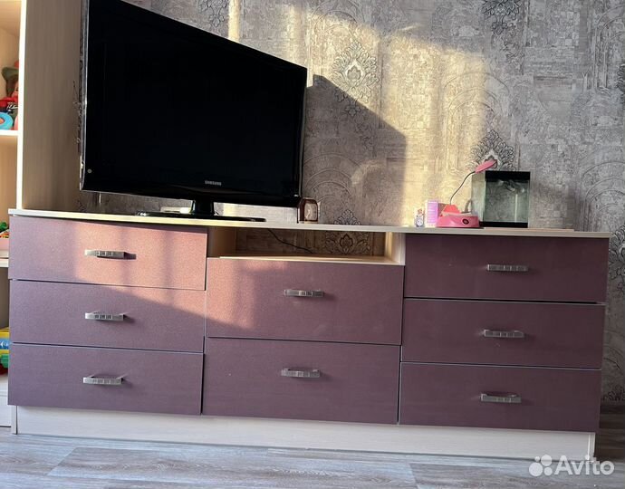 Тумба под телевизор