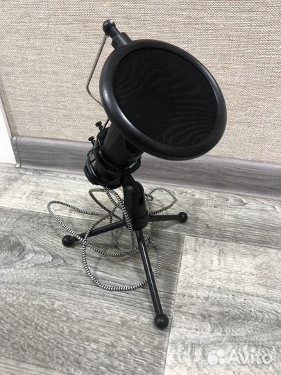 Микрофон для пк Trust GXT 232 Mantis