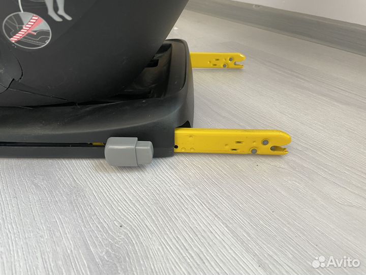 Автокресло maxi cosi rodifix airprotect