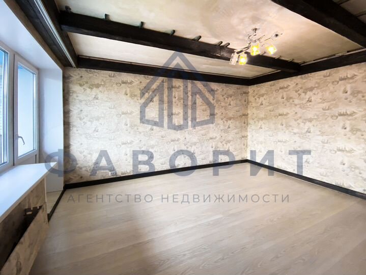 3-к. квартира, 82 м², 4/9 эт.