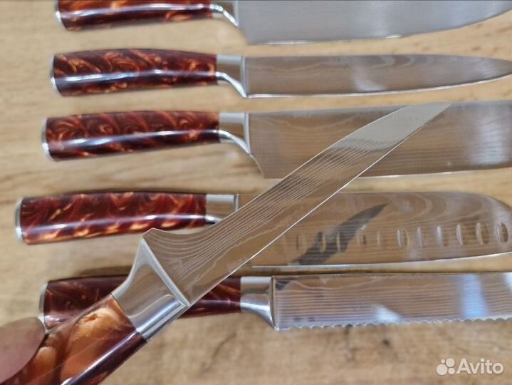 Кухонный набор (8 ножей с подставкой и точилкой)