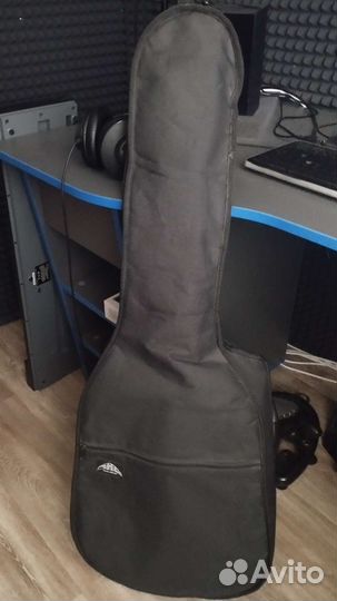 Классическая гитара yamaha c40