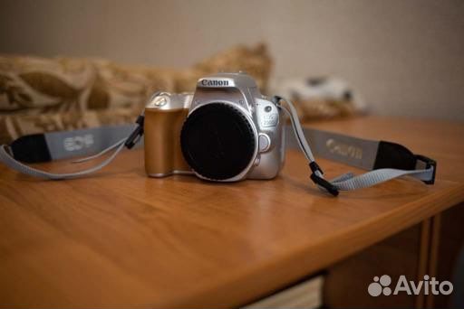 Зеркальный фотоаппарат canon