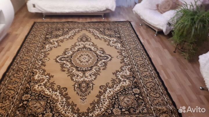 Ковер шерстяной