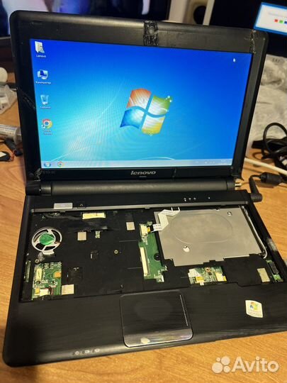 Нетбук Lenovo рабочий (с косяками)