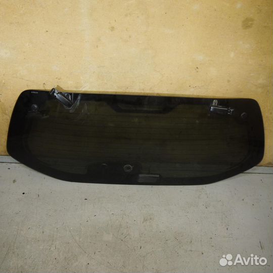 Стекло заднее Pathfinder