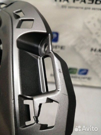 Накладка на центральную консоль (торпеды) Ford