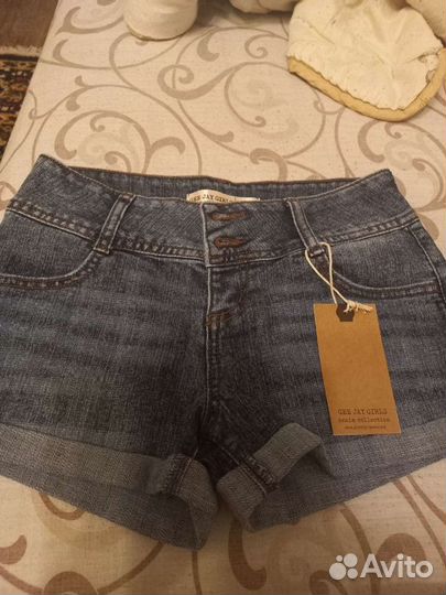 Джинсовые шорты