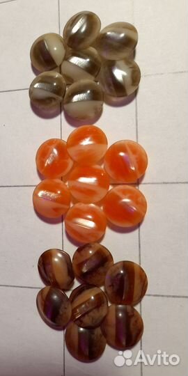 Пуговицы - леденцы перламутровые разных времён