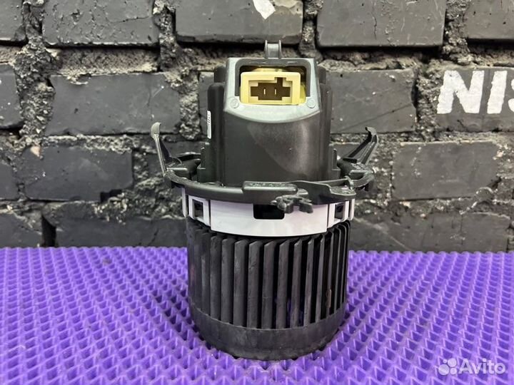 Мотор печки Renault Kaptur VF12R021AJ0780140 2018