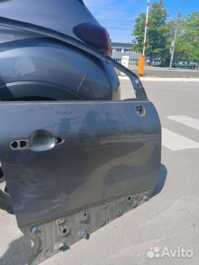 Дверь передняя б/у Reno kaptur