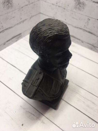 Бюст Николай 2 чугун