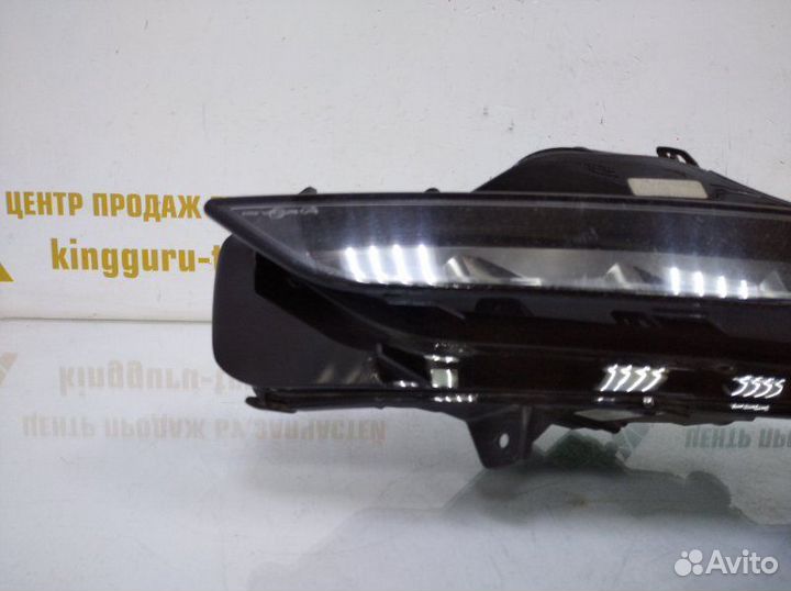 Фара противотуманная правая Skoda Octavia A8 NN3