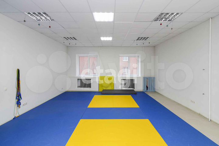 Продам помещение свободного назначения, 193.5 м²