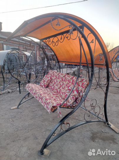 Качели садовые